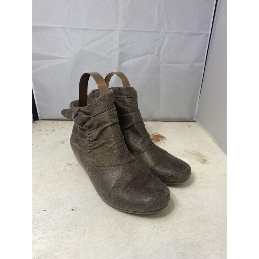 Baretraps Boots Women's Size 6M Brown Sakari Ankle Bootie